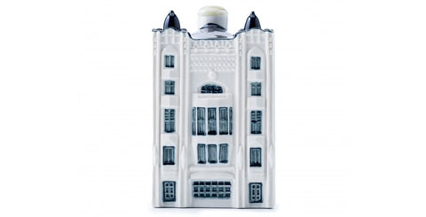 KLM cumple 102 años y presenta su nueva casa miniatura
