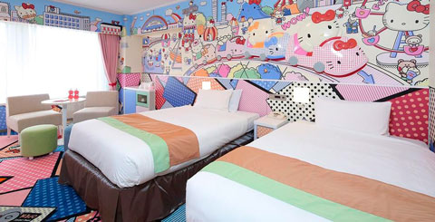 Hello Kitty cobra vida en un hotel temático