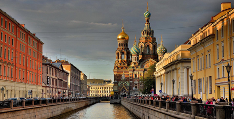 Celebrity Cruises elimina escalas en San Petersburgo