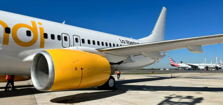 Flybondi recibió su 15° avión