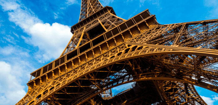 La torre Eiffel sigue siendo el monumento pago más visitado del mundo