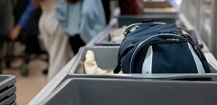 ¿Qué no se puede llevar en la maleta al viajar a EEUU?