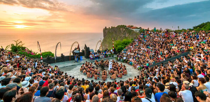 Bali bajo presión por el sobreturismo